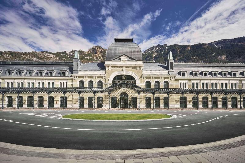 Canfranc Estacion Royal Hideaway Hotel Exterior photo
